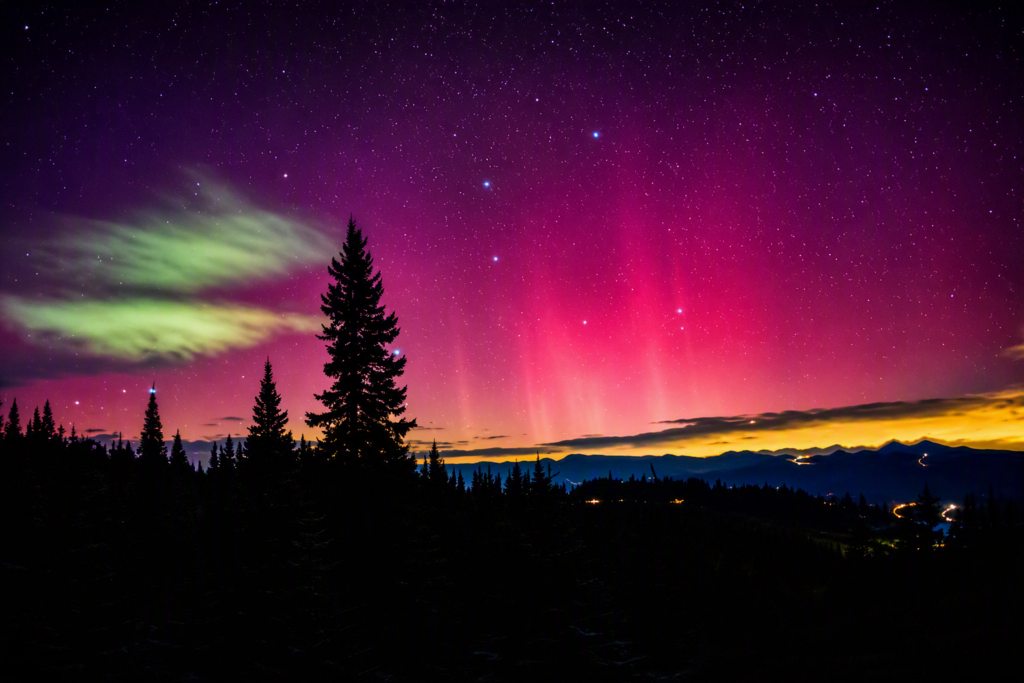 Aurora Borealis as seen from Peak 9
